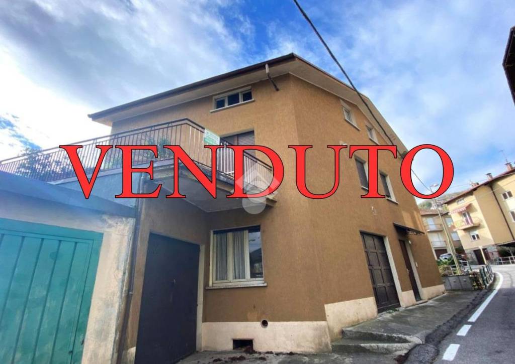 appartamento in vendita a Sondrio in zona Centro Città