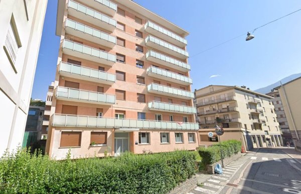 appartamento in vendita a Sondrio in zona Centro Città