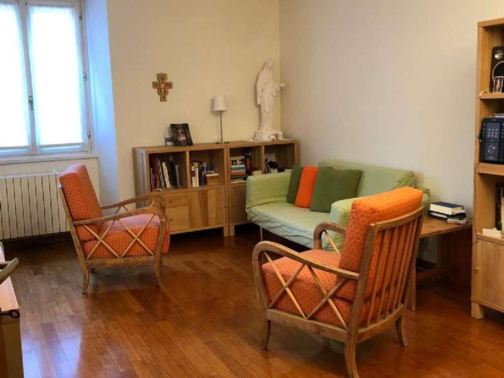 appartamento in vendita a Sondrio in zona Centro Città