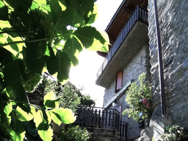 appartamento in vendita a Sondrio in zona Ronchi