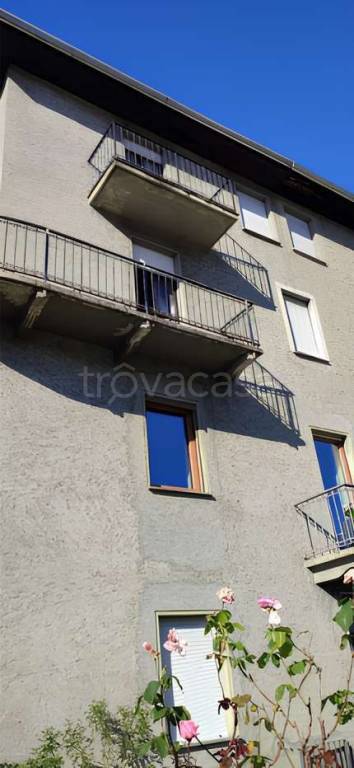 appartamento in vendita a Sondrio in zona Colda