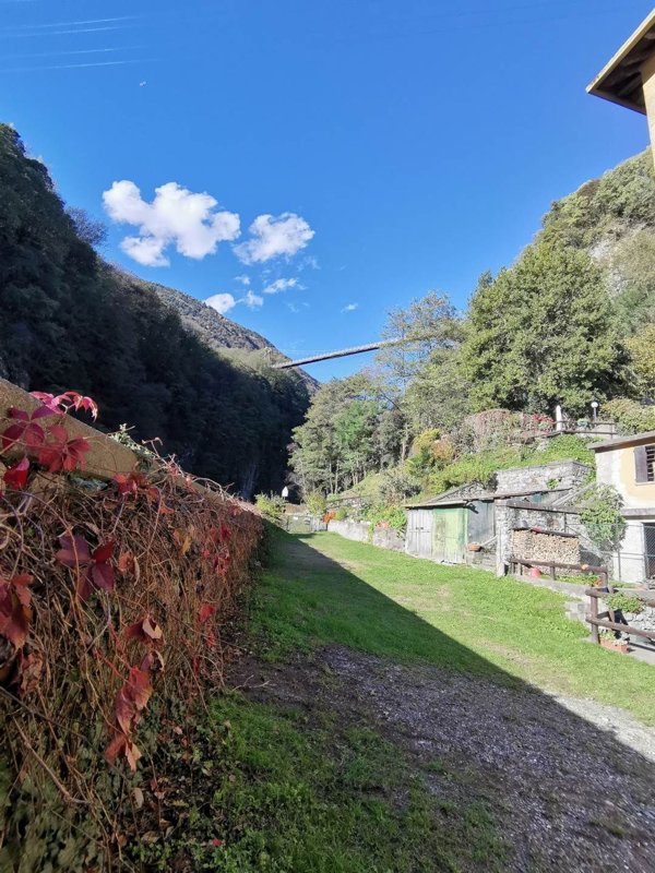 appartamento in vendita a Sondrio in zona Centro Città
