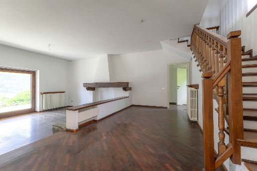 casa indipendente in vendita a Sondrio in zona Sant'Anna