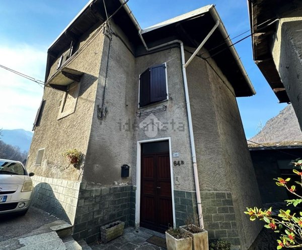 appartamento in vendita a Sondrio in zona Centro Città