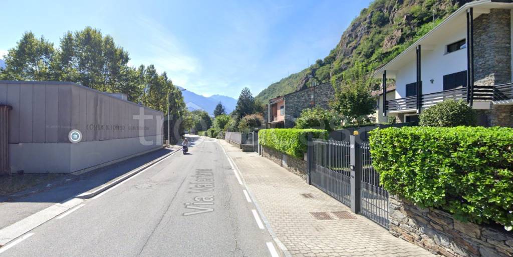 casa indipendente in vendita a Sondrio
