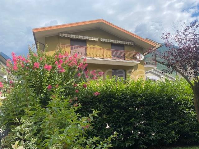 casa indipendente in vendita a Sondrio
