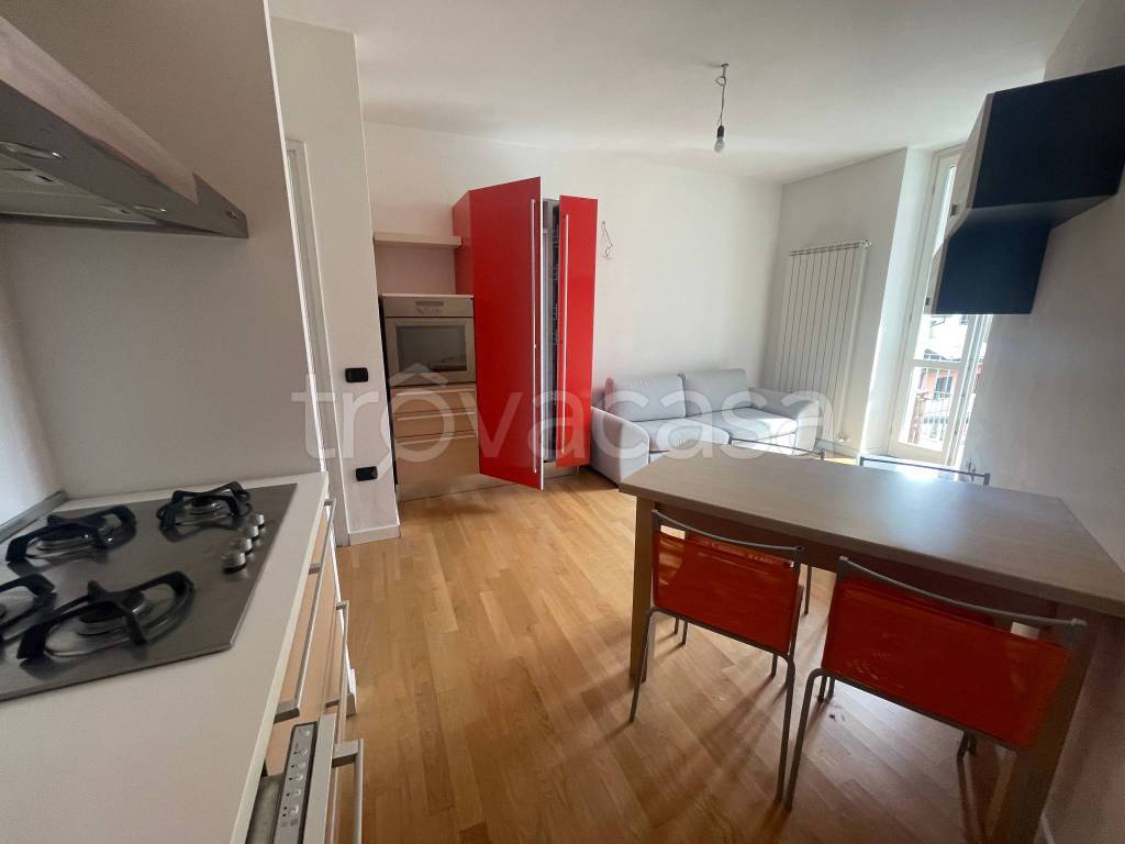 appartamento in vendita a Sondrio in zona Centro Città