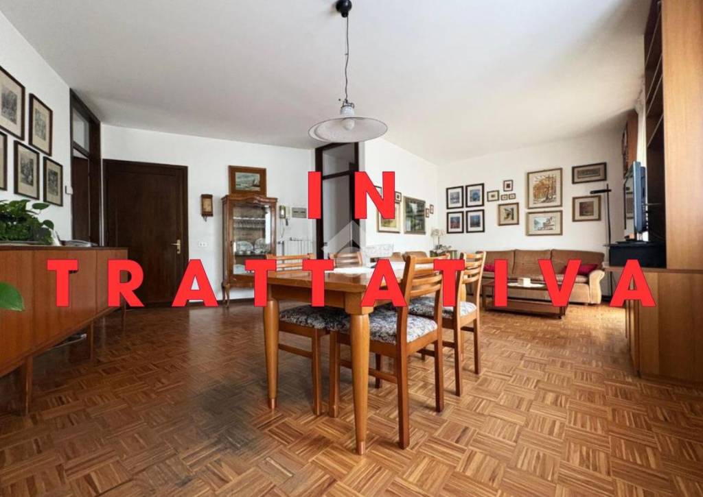 appartamento in vendita a Sondrio in zona Centro Città