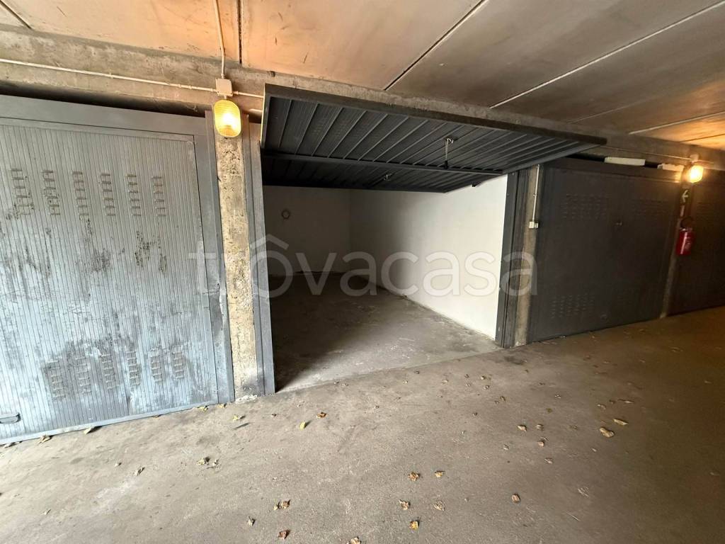 casa indipendente in vendita a Sondrio in zona Centro Città