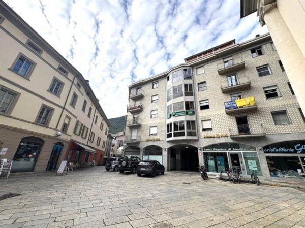 appartamento in vendita a Sondrio in zona Centro Città