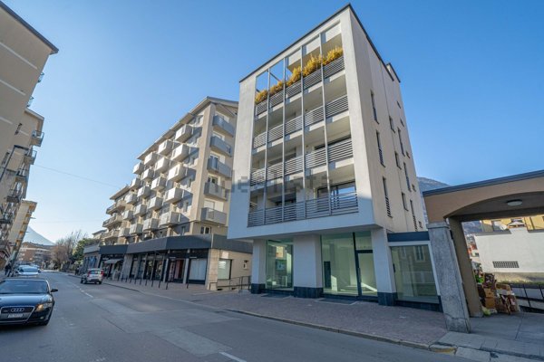 appartamento in vendita a Sondrio in zona Via Mazzini