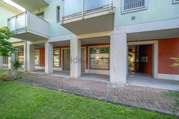 ufficio in vendita a Sondrio in zona Centro Città