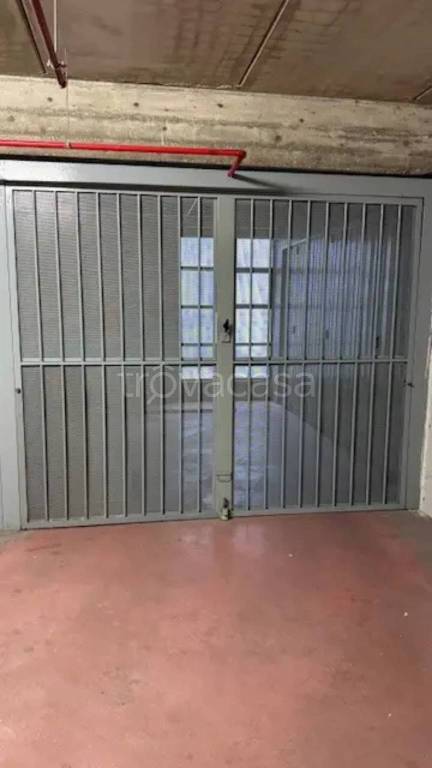 locale di sgombero in vendita a Sondrio in zona Centro Città