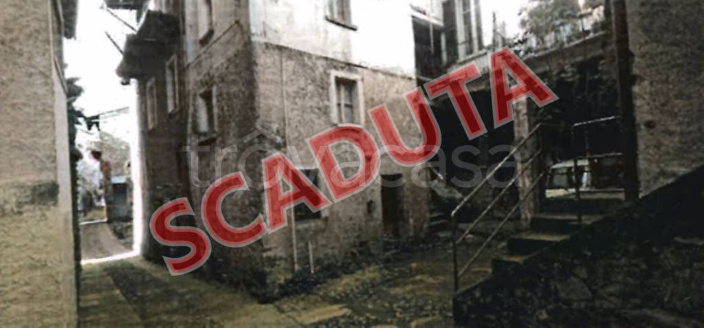 appartamento in vendita a Sondrio in zona Colda