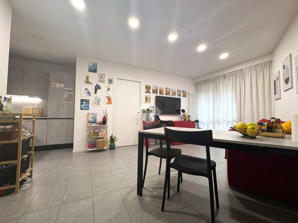 appartamento in vendita a Sondrio in zona Via Mazzini