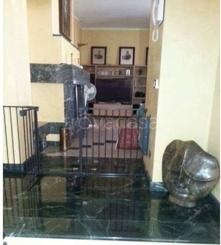 casa indipendente in vendita a Sondrio in zona Centro Città