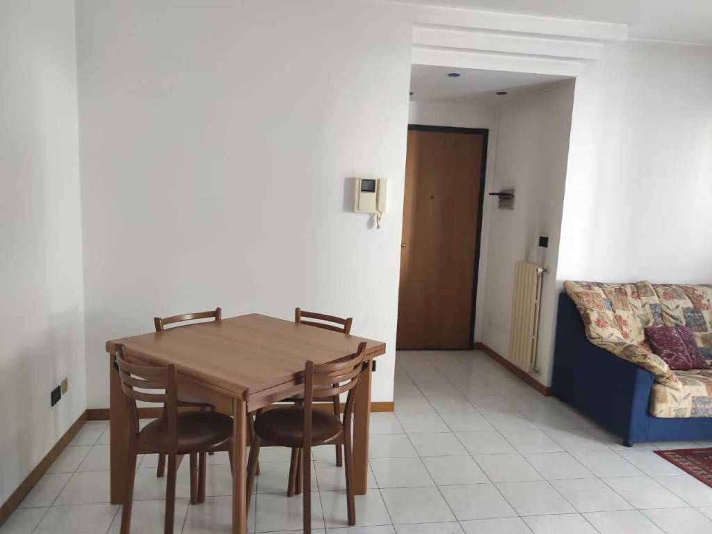 appartamento in vendita a Sondrio in zona Centro Città