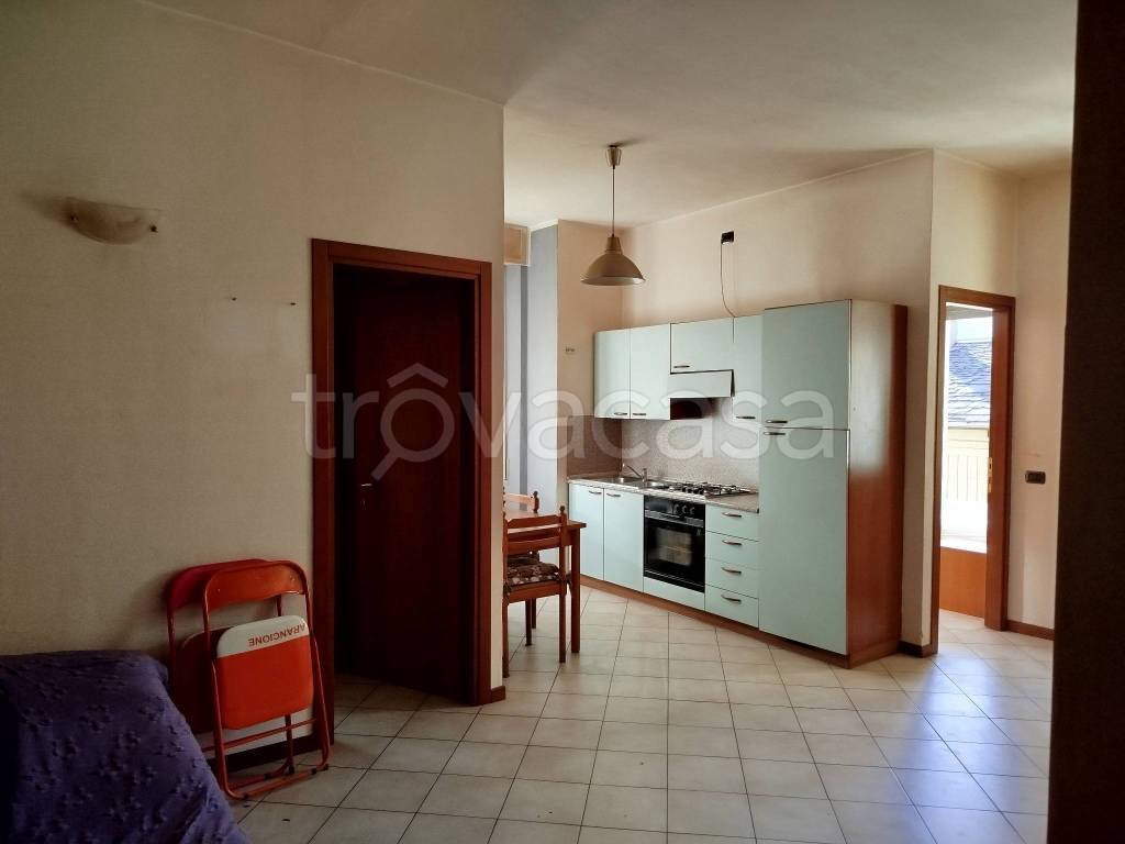 appartamento in vendita a Sondrio in zona Centro Città