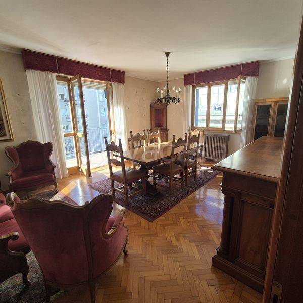 appartamento in vendita a Sondrio in zona Ospedale