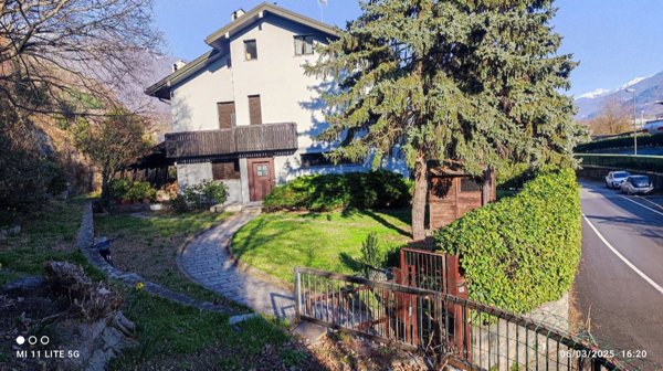 casa indipendente in vendita a Sondrio