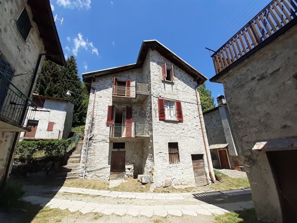 casa indipendente in vendita a Sondrio
