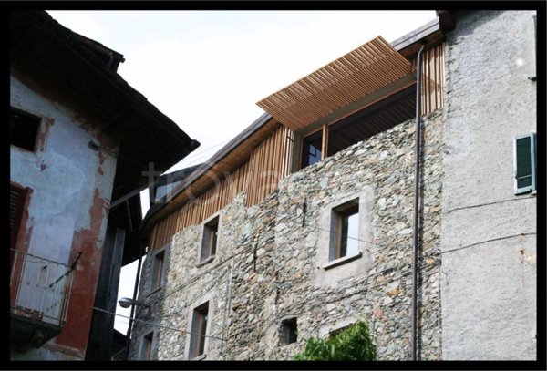 appartamento in vendita a Sondrio in zona Mossini