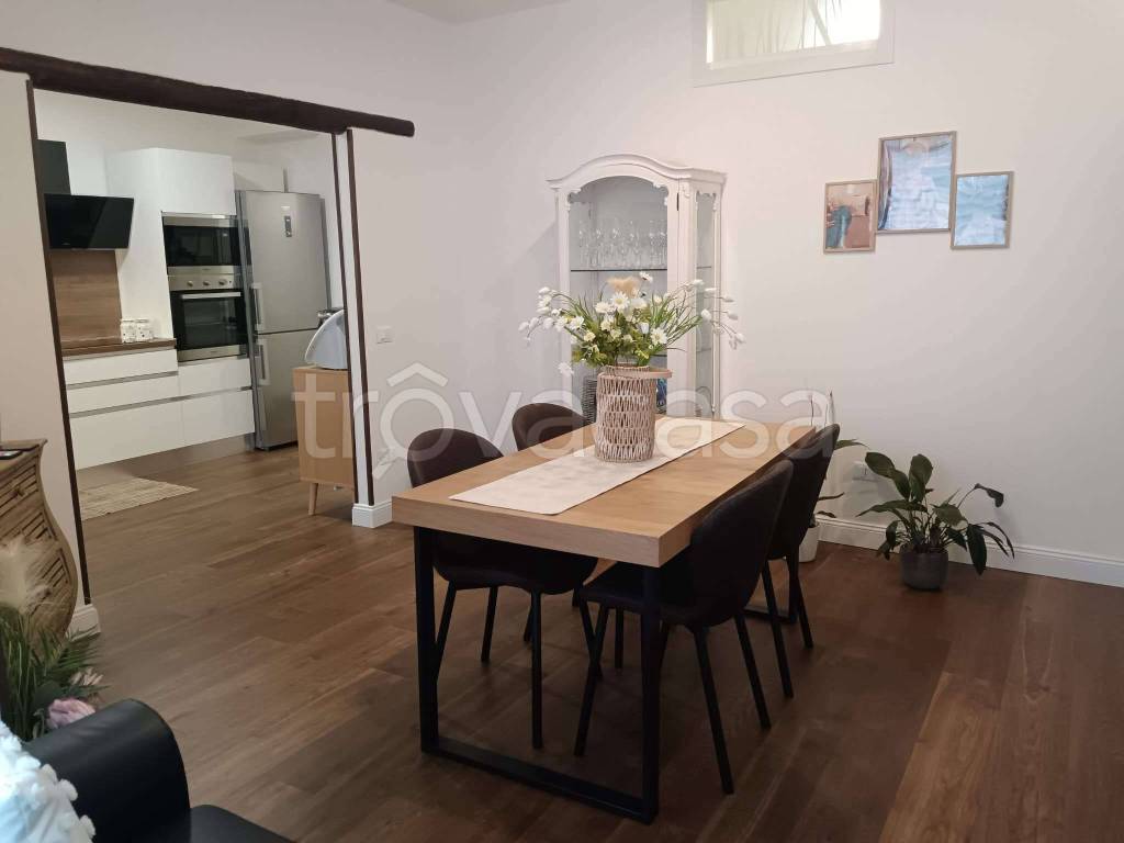 appartamento in vendita a Sondrio in zona Centro Città