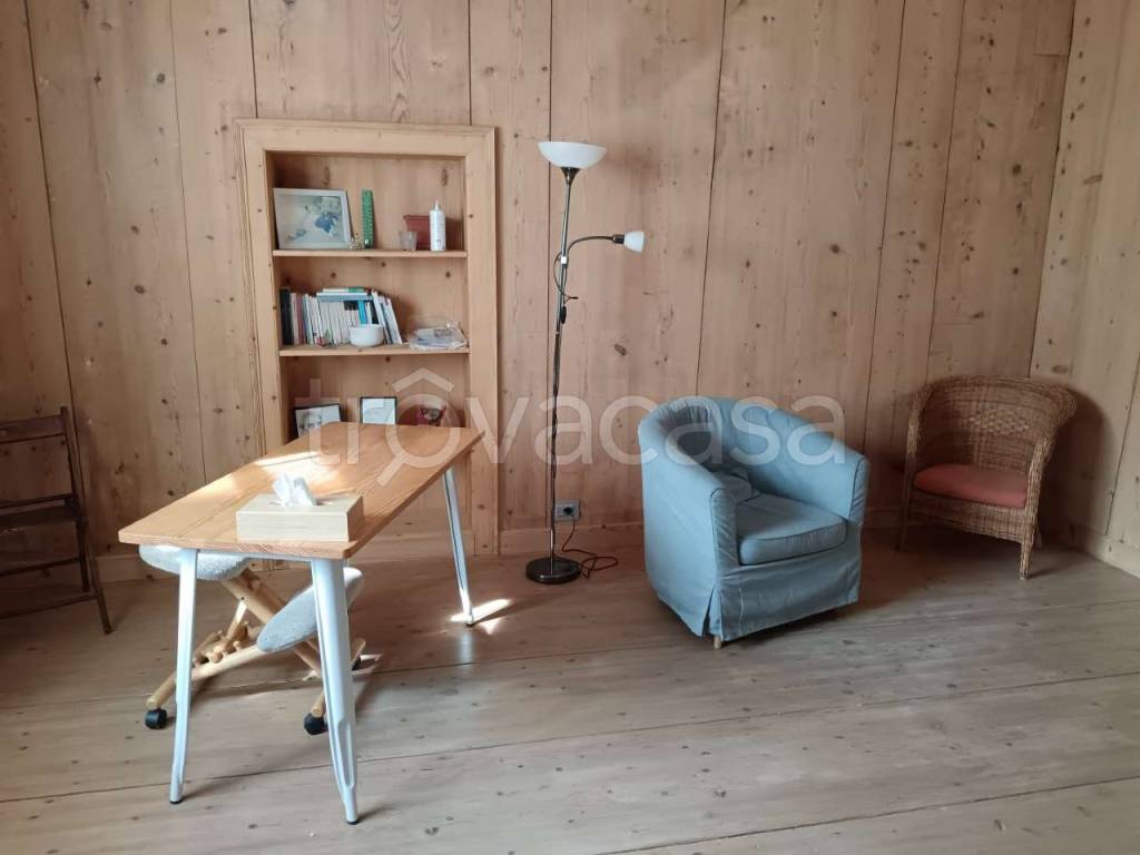 appartamento in vendita a Sondrio in zona Centro Città