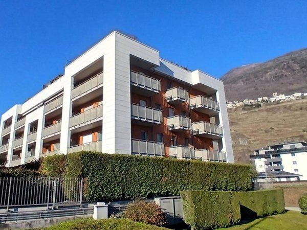 appartamento in vendita a Sondrio in zona Trippi