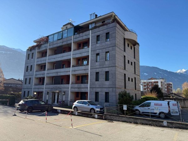 appartamento in vendita a Sondrio