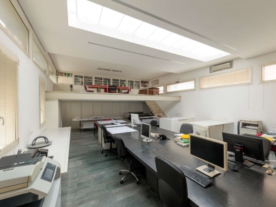 ufficio in vendita a Sondrio in zona Centro Città