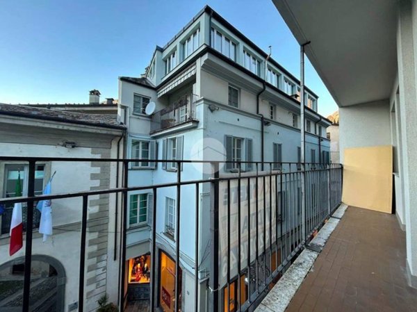appartamento in vendita a Sondrio in zona Centro Città