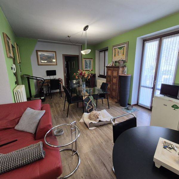 appartamento in vendita a Sondrio in zona Colda