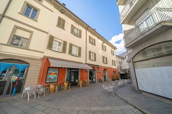 appartamento in vendita a Sondrio in zona Centro Città