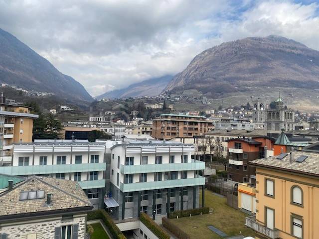 appartamento in vendita a Sondrio