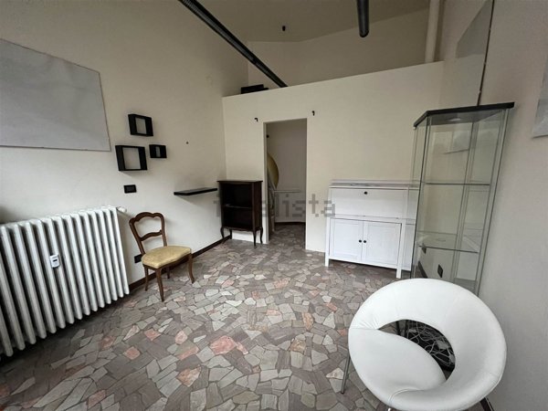ufficio in vendita a Sondrio in zona Centro Città