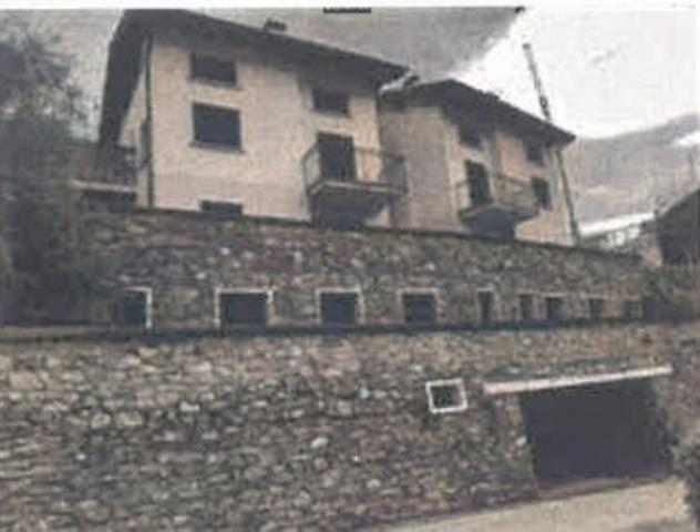 casa indipendente in vendita a Sondrio