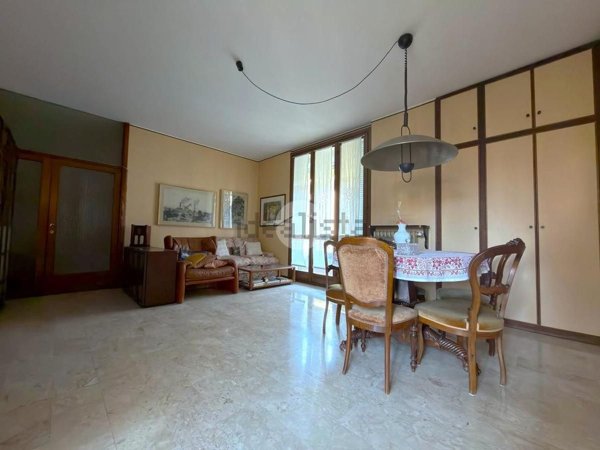 appartamento in vendita a Sondrio in zona Centro Città