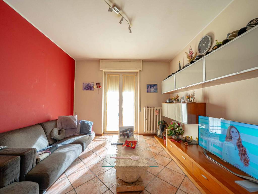 appartamento in vendita a Sondrio in zona Via Mazzini