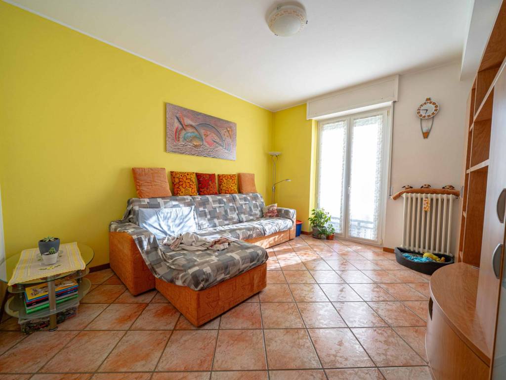 appartamento in vendita a Sondrio in zona Via Mazzini