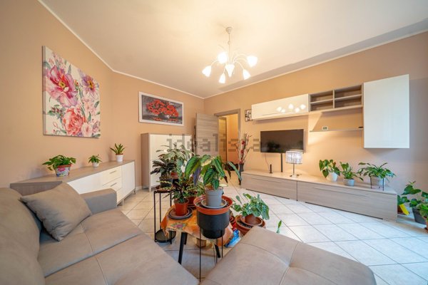 appartamento in vendita a Sondrio in zona Ospedale