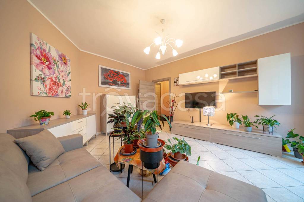 appartamento in vendita a Sondrio in zona Ospedale