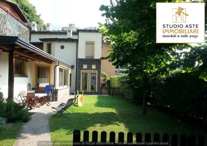 casa indipendente in vendita a Sondrio in zona Centro Città