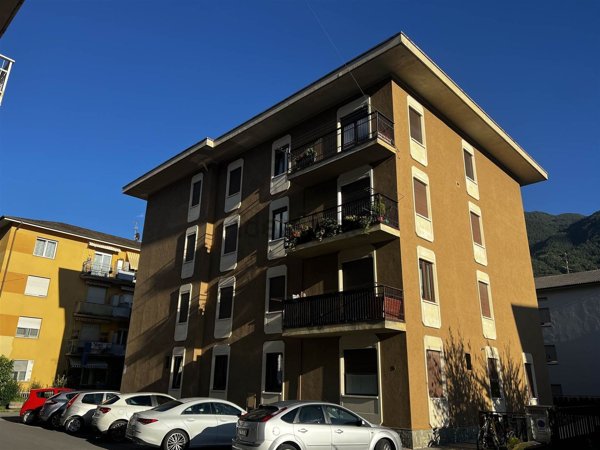 appartamento in vendita a Sondrio in zona Centro Città