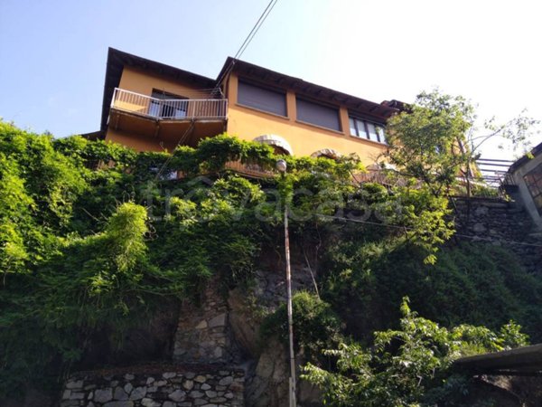 casa indipendente in vendita a Sondrio in zona Centro Città