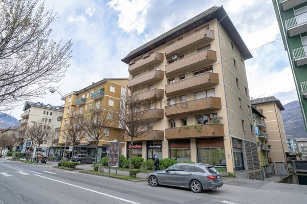 appartamento in vendita a Sondrio in zona Viale Milano