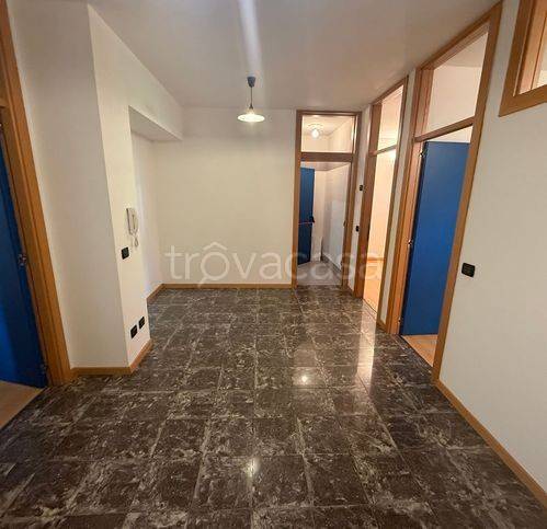 negozio in vendita a Sondrio
