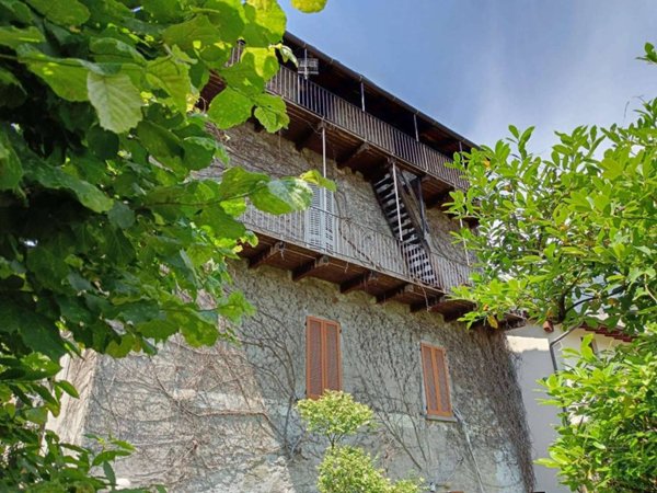 appartamento in vendita a Sondrio in zona Centro Città