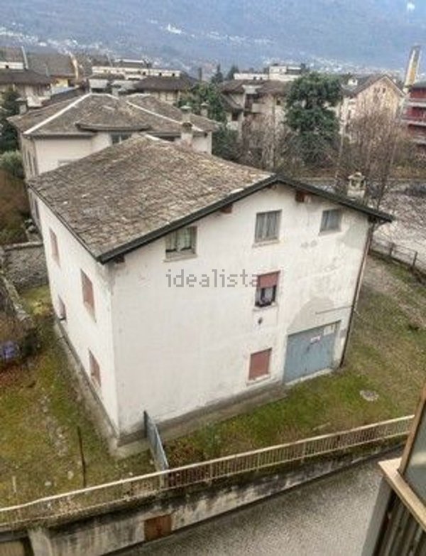 casa indipendente in vendita a Sondrio in zona Centro Città
