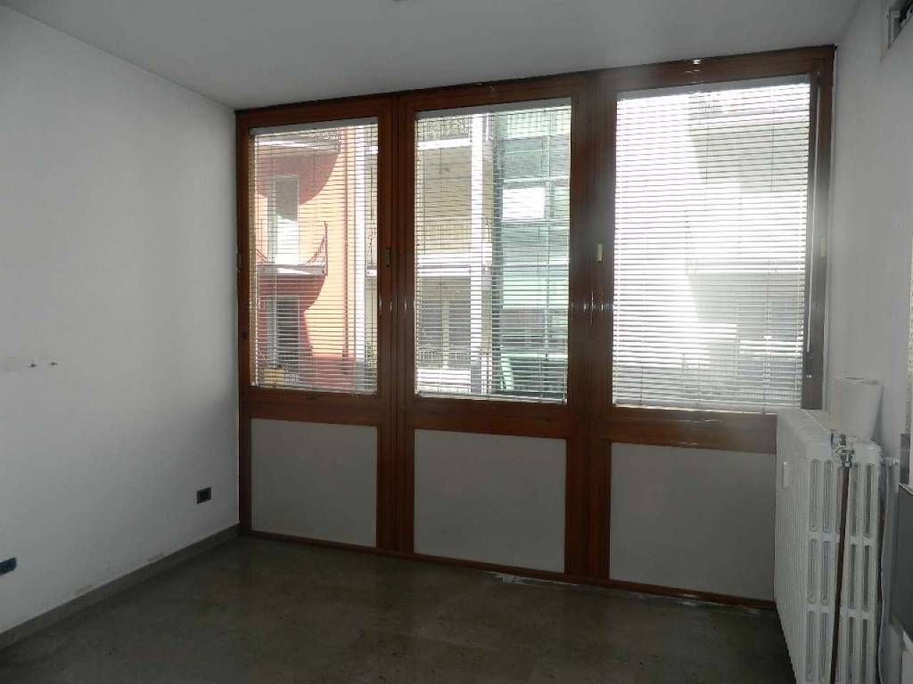 appartamento in vendita a Sondrio in zona Centro Città
